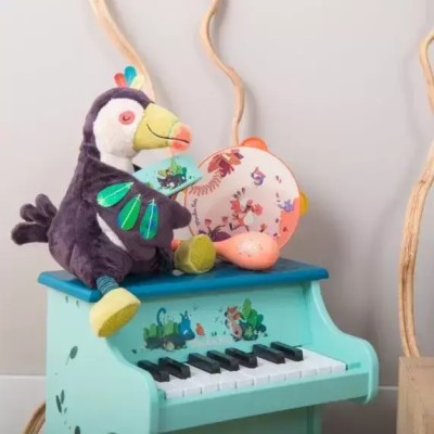 Peluche Musicale Pakou le Toucan Dans la Jungle - Moulin Roty